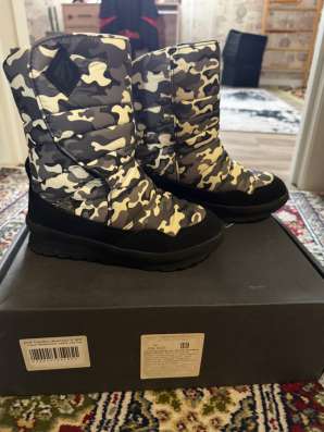 Продаю зимние сапоги в Омске