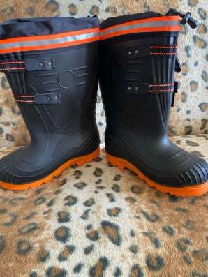 Продаю сапоги BAFFIN