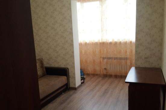 Продам двухкомнатную квартиру в Краснодар.Жилая площадь 54  кв.м.Этаж 8.Дом монолитный. в Краснодаре