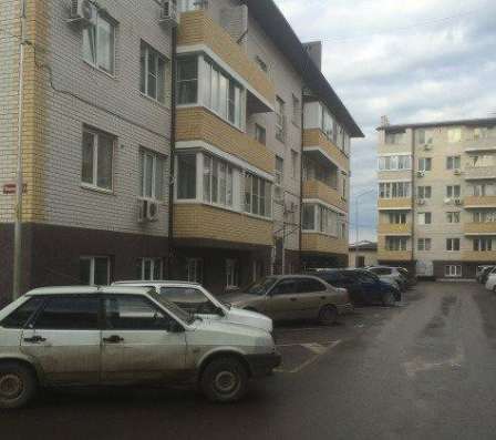 Продам однокомнатную квартиру в Краснодар.Жилая площадь 38  кв.м.Этаж 4.Дом кирпичный.
