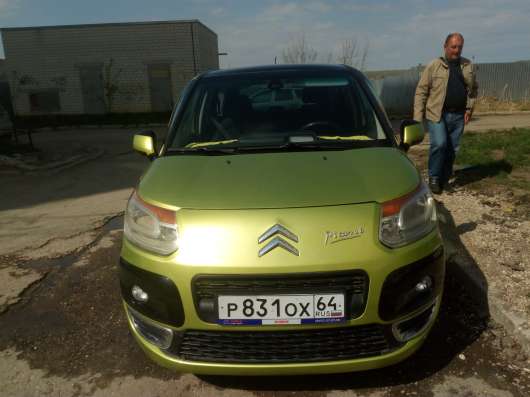 Продаю Ситроен с3 пикассо.420000 в Саратове фото 8