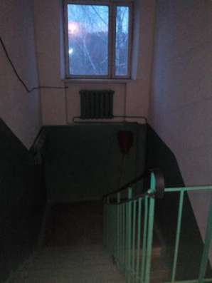 Продам двухкомнатную квартиру в Воскресенске. Жилая площадь 40 кв.м. Дом кирпичный. Есть балкон.