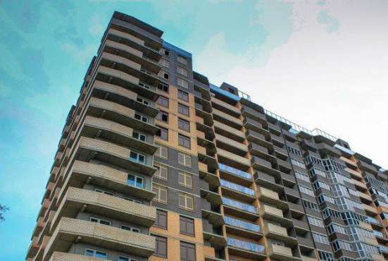 Продам однокомнатную квартиру в Краснодар.Жилая площадь 43  кв.м.Этаж 15.Дом монолитный.