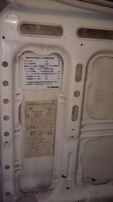 Срочно продам Mazda Familia фото 3