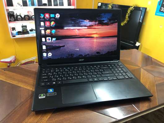 Игровой ноутбук acer (i3)2