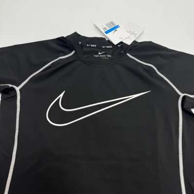 Компрессионный лонгслив Nike в Пензе