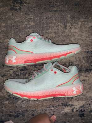 Кроссовки Under Armour