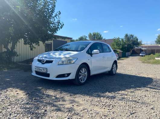 Toyota auris