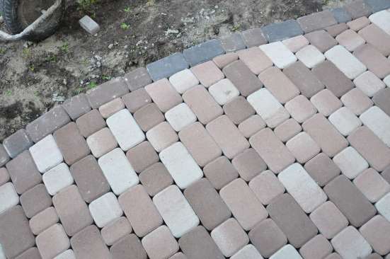 Укладка тротуарной плитки фото 5