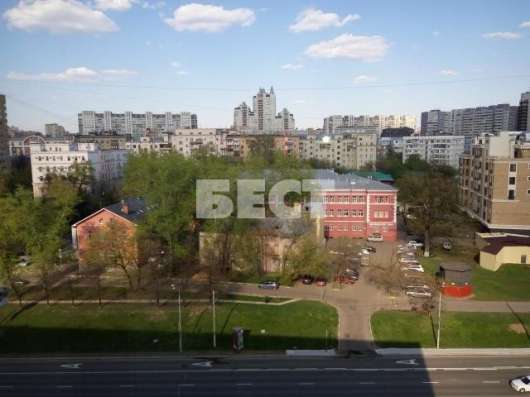 Продам четырехкомнатную квартиру в Москве. Жилая площадь 140 кв.м. Этаж 10. Дом кирпичный. в Москве фото 3