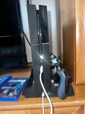 Sony PlayStation 4 fat 500gb в Санкт-Петербурге