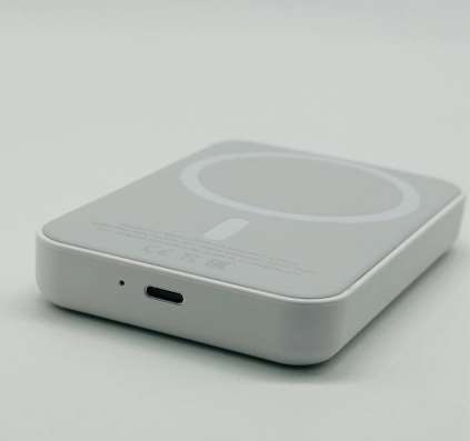 MagSafe Battery Pack в Москве фото 3