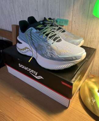 Спортивные кроссовки saucony в Санкт-Петербурге фото 4