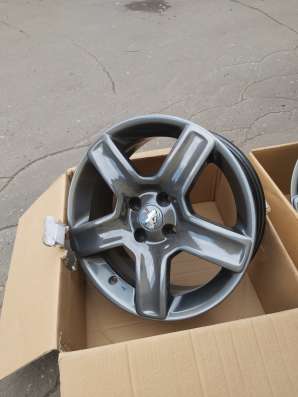 Диски R17 Peugeot 308 в Москве фото 3