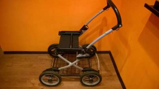 коляску-люльку Peg-Perego Young в Москве фото 4