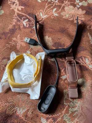 Фитнес браслет Xiaomi mi bend 4 в Чите