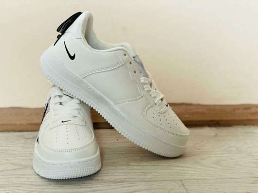 Кроссовки подростковые Nike в Орле