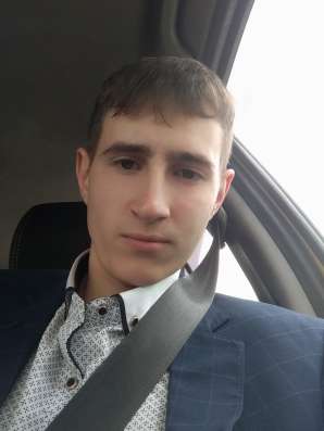 Илья, 24 года, хочет пообщаться