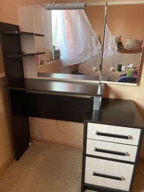 Продам туалетный столик в Орске