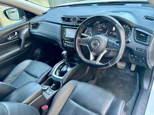 ПРОДАЮ NISSAN X-TRAIL 2018 ГИБРИД в Якутске фото 8
