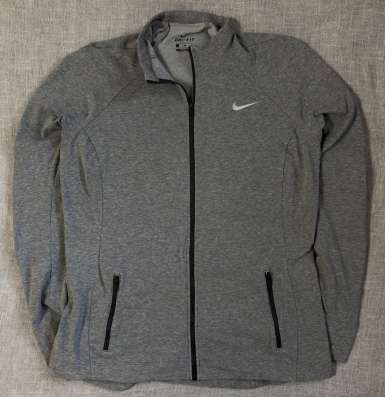 Лонгслив Nike