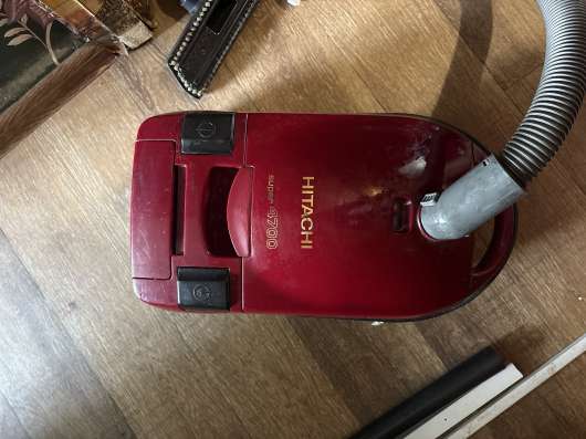 Пылесос Hitachi super4700