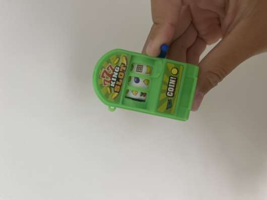 Игрушка отвлекает
