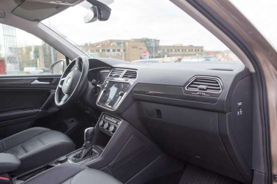 Volkswagen Tiguan, 2018 года в Москве фото 7