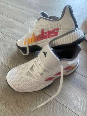 Кроссовки Adidas Barricade