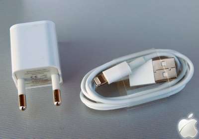 сотовый телефон  Копия iPhone 5S в Астрахани