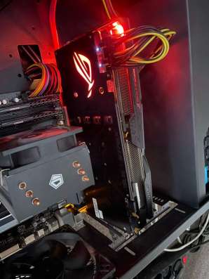 Видеокарта Asus Rog Strix GTX1080Ti в Москве