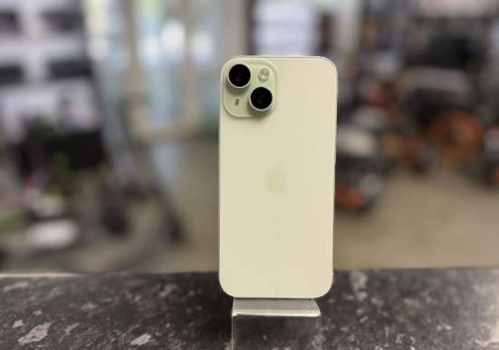 iPhone 15