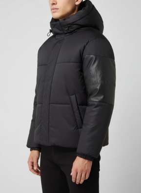 Пуховик Armani в Москве