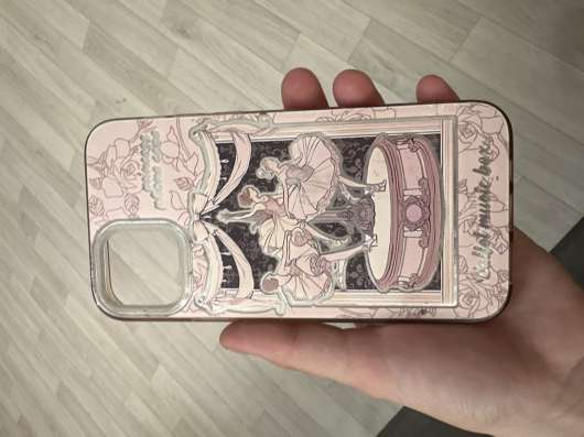 Продам чехлы на iPhone 11 bro