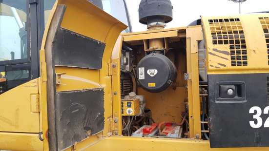 Продам экскаватор Caterpillar 320DL фото 13