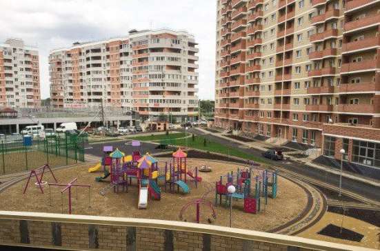 Продам трехкомнатную квартиру в Краснодар.Жилая площадь 104  кв.м.Этаж 4.Дом кирпичный.