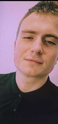 Victor, 21 год, хочет пообщаться