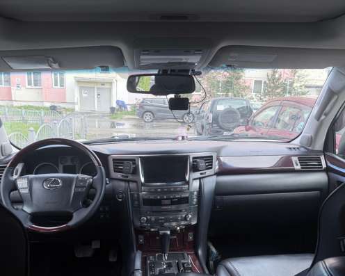 Lexus LX 570, 2010г. в Нефтеюганске фото 3