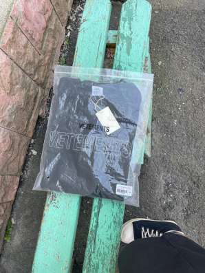 Футболка Vetements в Москве