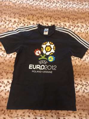 Футболка adidas