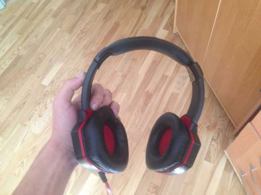 Продам наушники G500