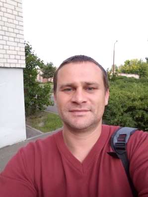 Вася, 37 лет, хочет познакомиться