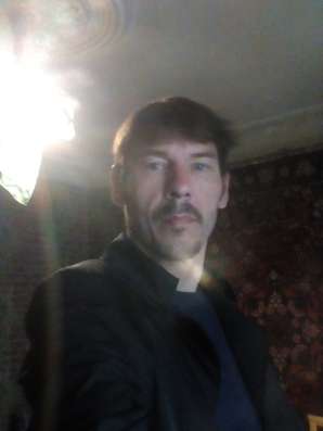 Юрий, 49 лет, хочет пообщаться