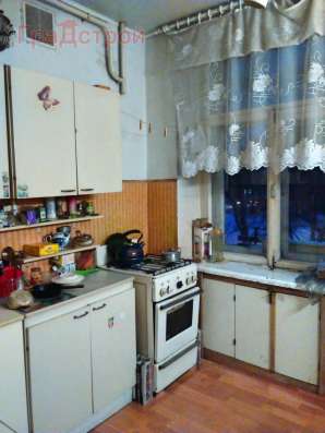 Продам четырехкомнатную квартиру в Вологда.Жилая площадь 90  кв.м.Этаж 2.Дом кирпичный. в Вологде фото 5