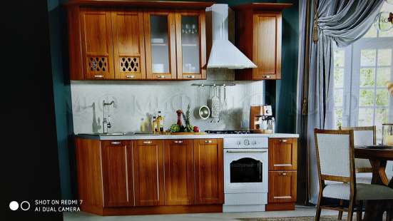 Продам кухни 2 метра (стандартные, готовые)