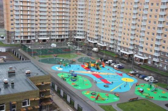 Продам однокомнатную квартиру в Видное. Жилая площадь 41 кв.м. Этаж 14. Есть балкон.