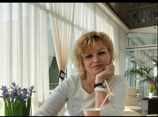 Valentyna, 49 лет, хочет пообщаться