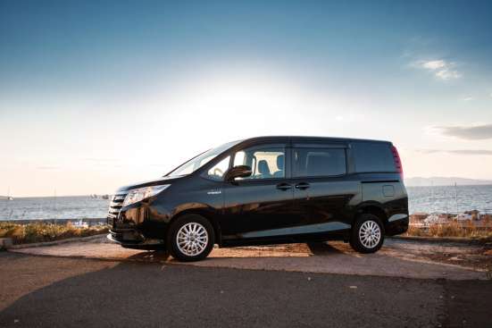 Toyota Noah, 2015 г ZWR80 в Хабаровске фото 13