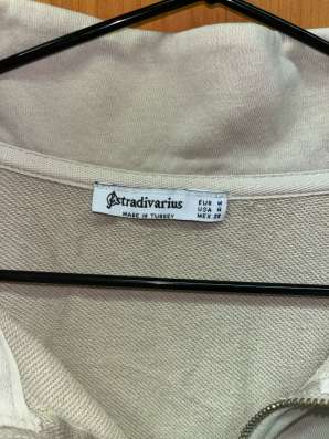 Полузамок от Stradivarius в Санкт-Петербурге