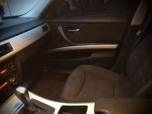 BMW 3 серии, 2010 в Санкт-Петербурге фото 4
